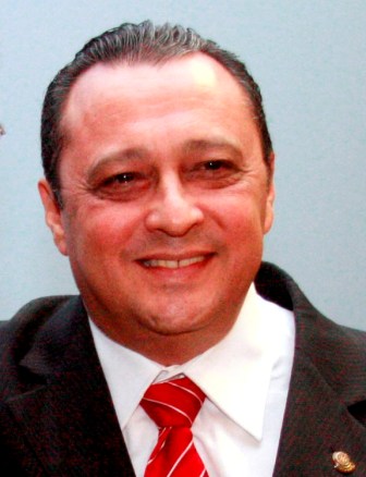 Imagem da notícia AUDITOR FISCAL RECEBE TÍTULO DE CIDADÃO NATALENSE